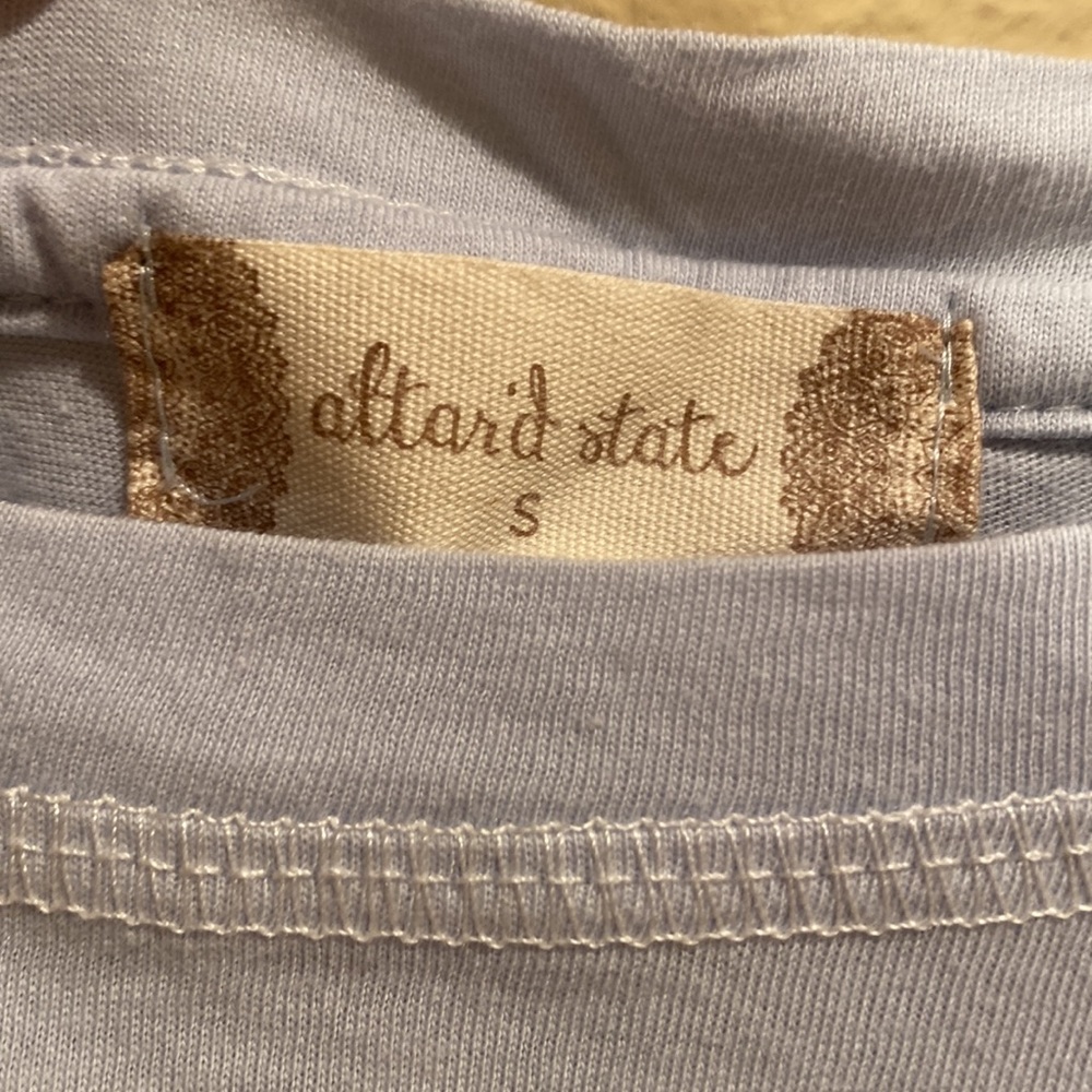 Altar’d State tee - Picture 3 of 4